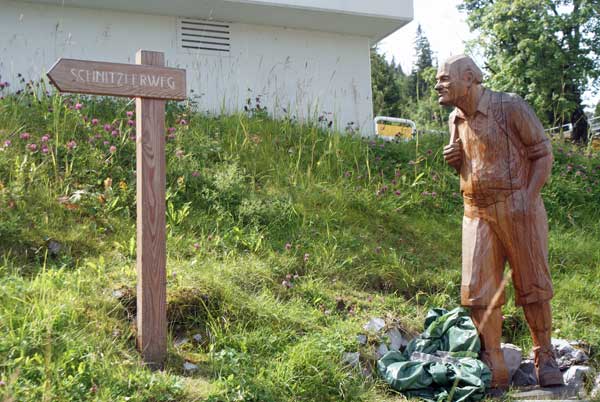 start_schnitzlerweg.jpg - Hier entlang geht's zum Schnitzlerweg