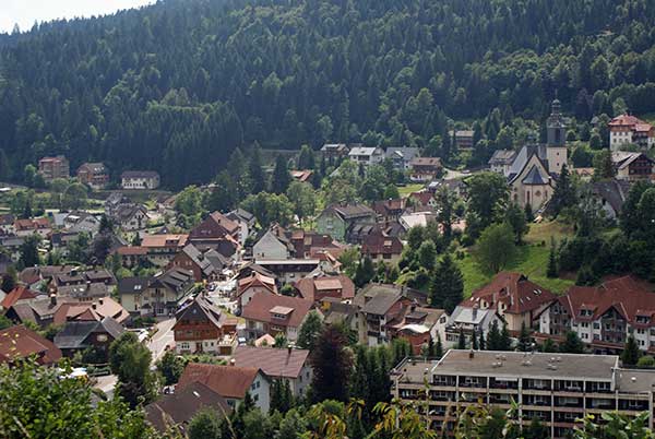 todtmoos_vonoben1.jpg - Blick hinunter auf Todtmoos