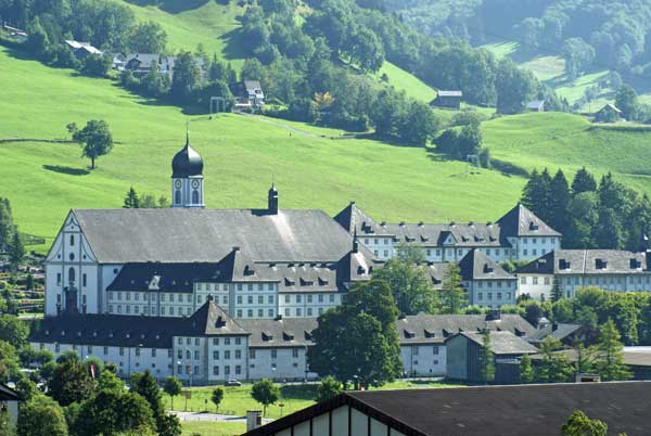 kloster_engelberg.jpg - Das Kloster Engelberg