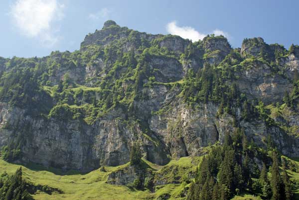 sicht_aus_gondelbahn_3.jpg - Imposante Bergwelt