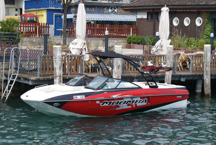 62_schnellboot.jpg - Sieht ziemlich flott aus...