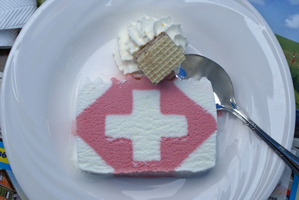 81_dessert.jpg - Patriotisches (und sehr feines) Dessert