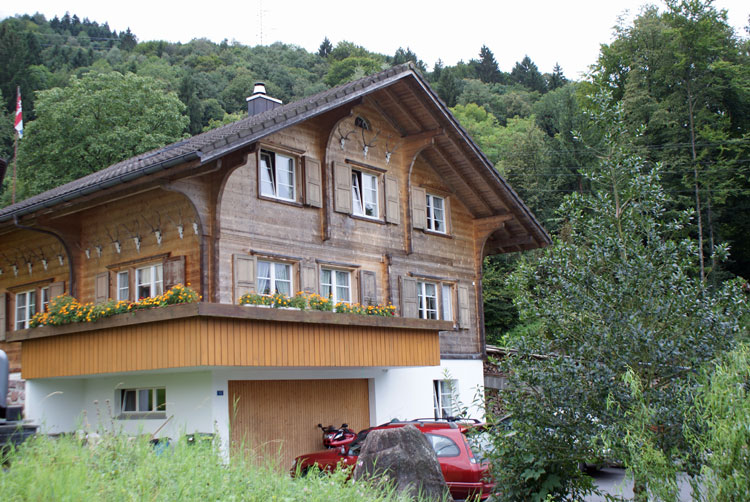 53_haus.jpg - Schönes Holzhaus